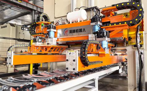 大型三次元機(jī)械手 大型三次元機(jī)械手